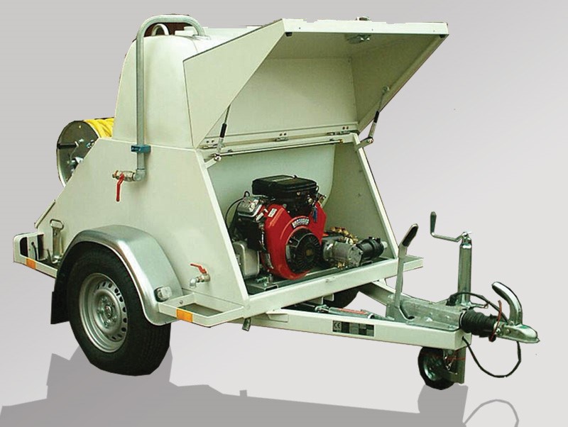 Sewage cleaning trailer